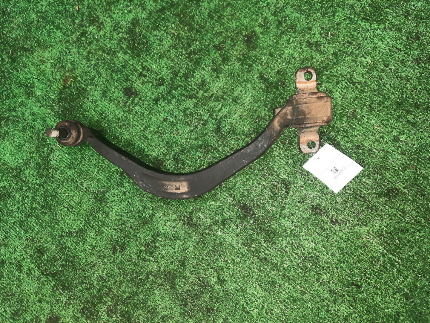 Рычаг правый передний MITSUBISHI GALANT, LEGNUM EA1A, EA7A, EC1A, EC7A, EC3A, EC5A, EA3A, EC1W, EC5W, EA1W, EA3W, EA4W, EC3W, EC4W, EC7W, EA5W, EA7W 4G93 1 ракурс Рычаг правый передний MITSUBISHI GALANT, LEGNUM EA1A, EA7A, EC1A, EC7A, EC3A, EC5A, EA3A, EC1W, EC5W, EA1W, EA3W, EA4W, EC3W, EC4W, EC7W, EA5W, EA7W 4G93 1 ракурс