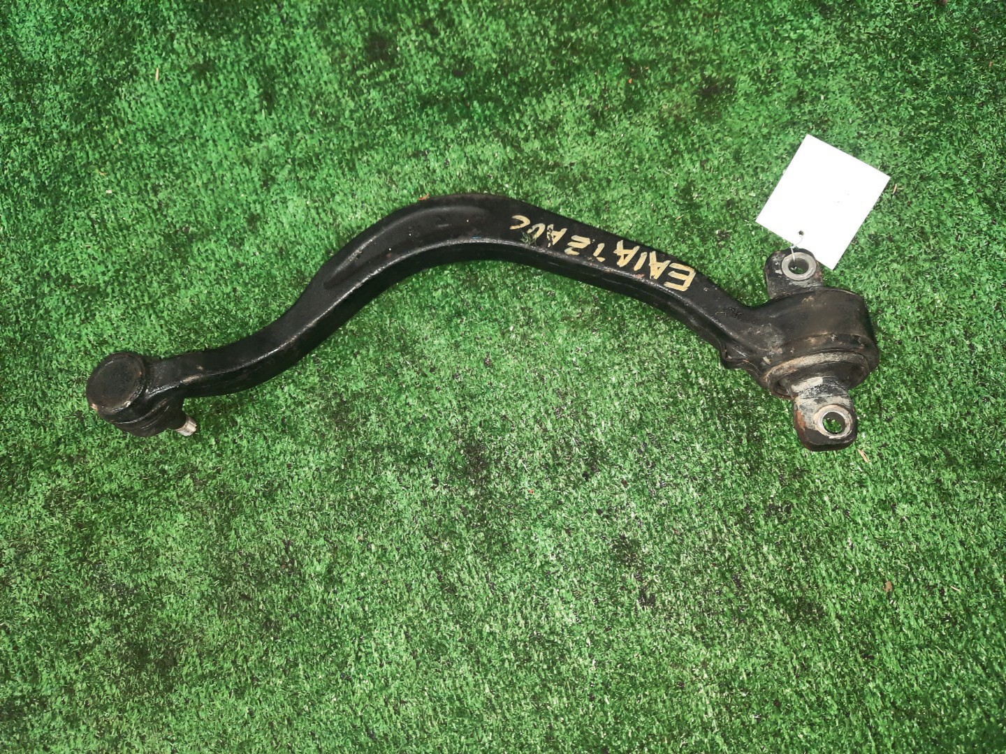 Рычаг правый передний MITSUBISHI GALANT, LEGNUM EA1A, EA7A, EC1A, EC7A, EC3A, EC5A, EA3A, EC1W, EC5W, EA1W, EA3W, EA4W, EC3W, EC4W, EC7W, EA5W, EA7W 4G93 3 ракурс