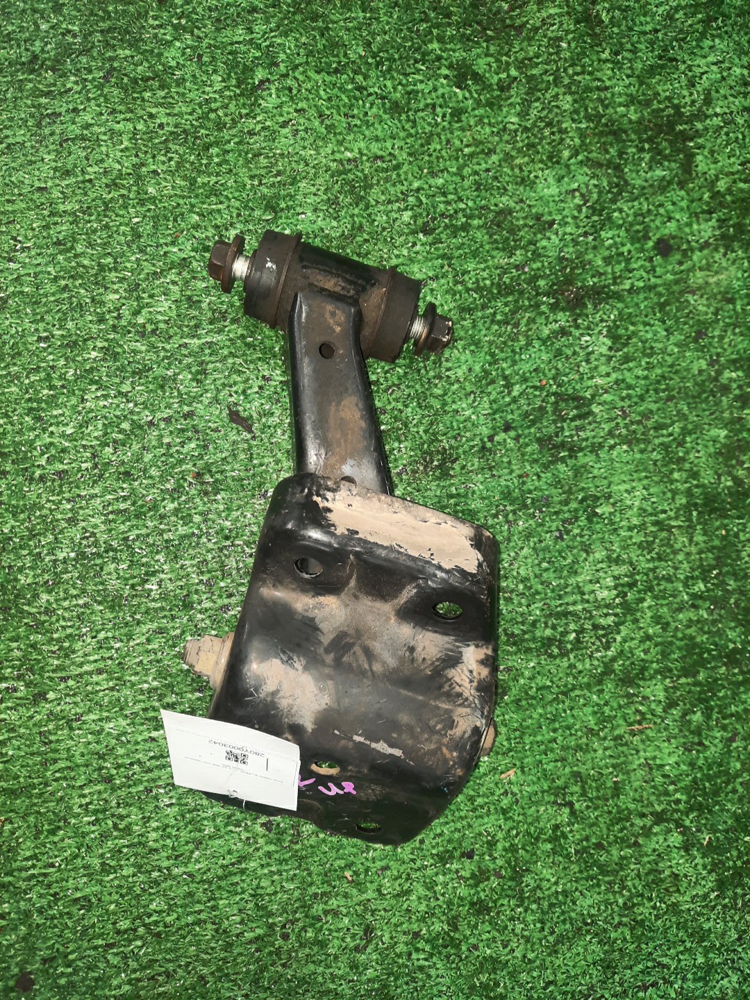 Рычаг правый передний NISSAN BLUEBIRD, PRIMERA SU14, QU14, HU14, EU14, P11, WP11, QP11, HP11, WQP11, WHP11 CD20E, QG18DE, QG18DD, SR20DE, SR20VE, SR18DE 2 ракурс