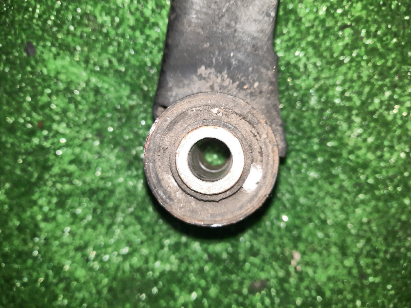 Рычаг левый передний NISSAN BLUEBIRD, PRIMERA SU14, QU14, HU14, EU14, P11, WP11, QP11, HP11, WQP11, WHP11 CD20E, QG18DE, QG18DD, SR20DE, SR20VE, SR18DE 3 ракурс