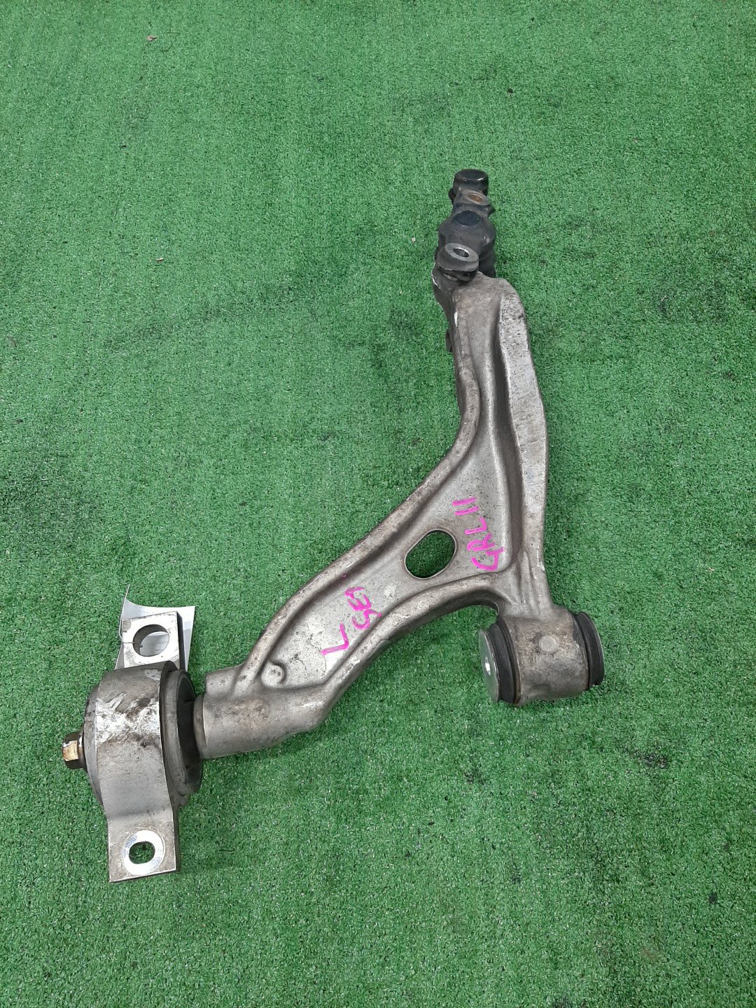 Рычаг правый передний LEXUS GS250 GRL11 4GR-FSE 3 ракурс