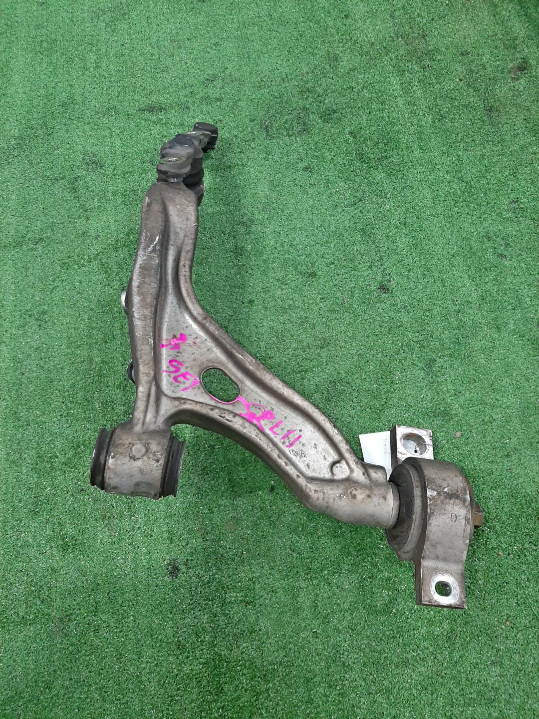 Рычаг левый передний LEXUS GS250 GRL11 4GR-FSE 3 ракурс