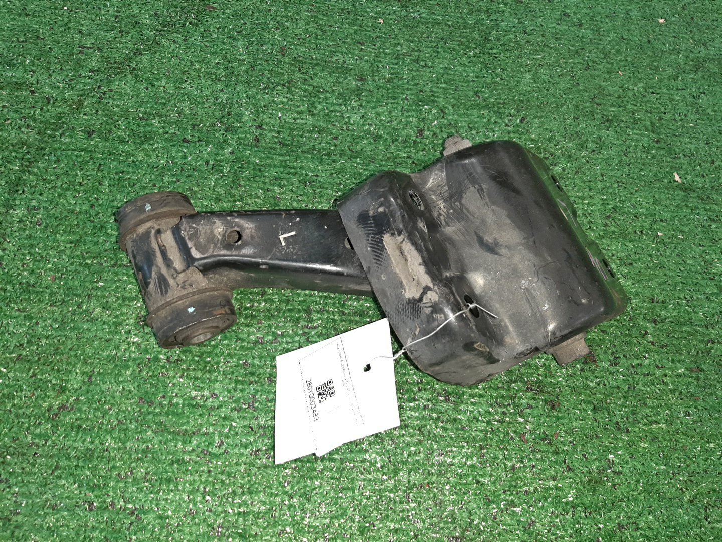 Рычаг левый передний NISSAN BLUEBIRD, PRIMERA SU14, QU14, HU14, EU14, P11, WP11, QP11, HP11, WQP11, WHP11 CD20E, QG18DE, QG18DD, SR20DE, SR20VE, SR18DE 2 ракурс