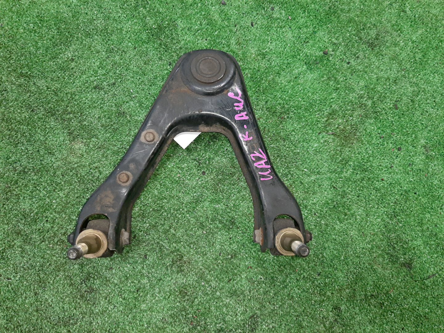 Рычаг правый передний HONDA INSPIRE UA2 G25A 1 ракурс