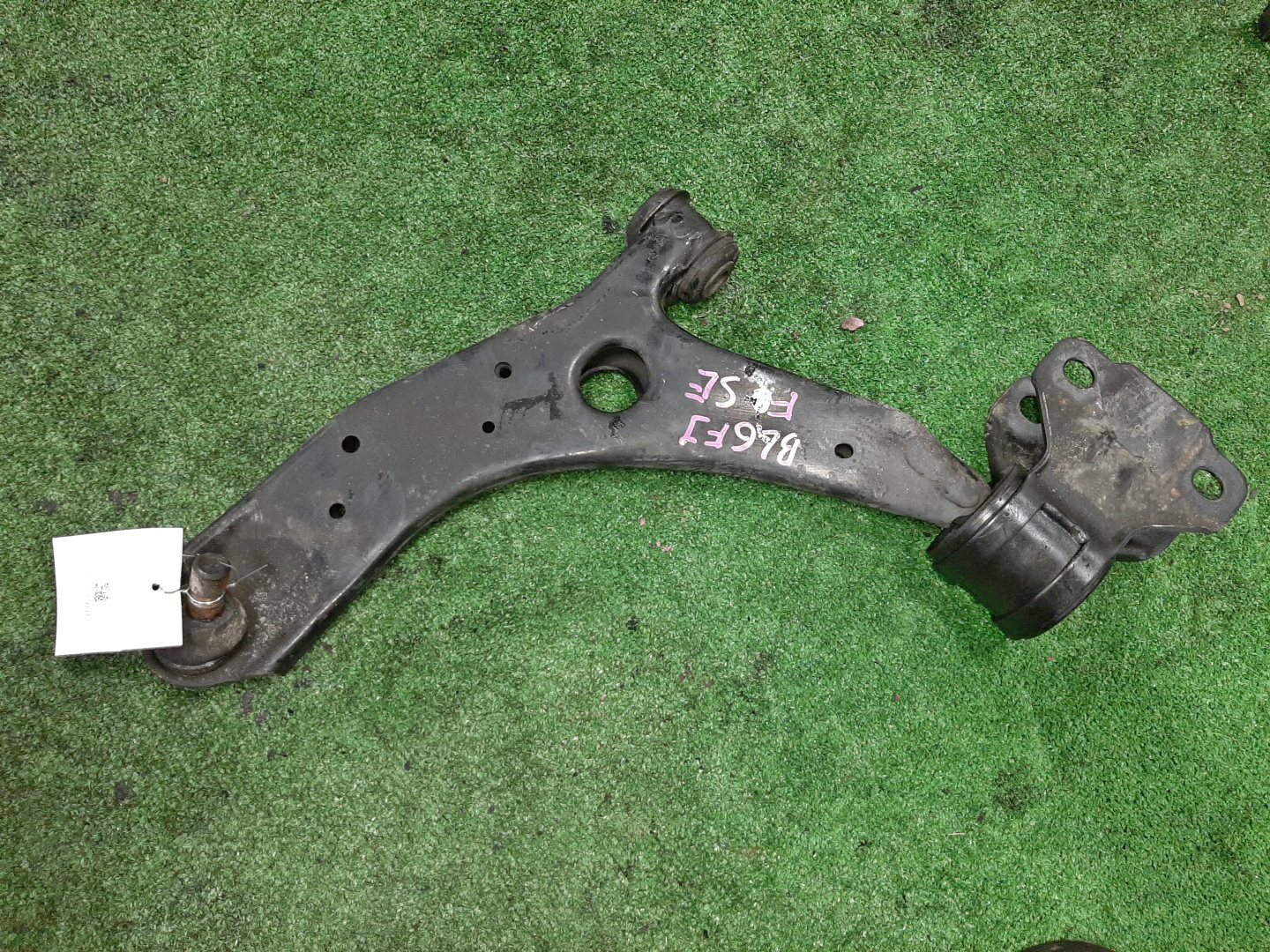 Рычаг левый передний MAZDA AXELA, MAZDA 3, 3 BL6FJ, BLEFW, BL5FP, BLEAP, BLEFP, BLFFP, BL3FW, BL5FW, BLEAW, BLFFW, BL Z6 1 ракурс