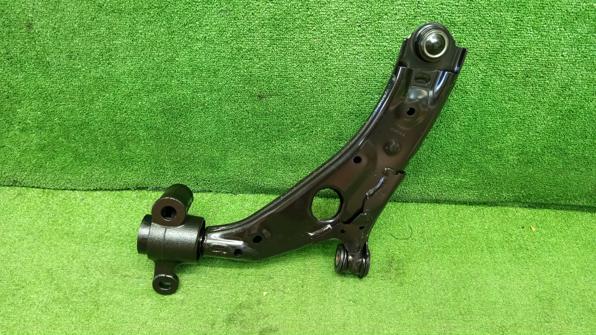Рычаг правый передний MAZDA CX-8 KG2P SH-VPTS K30W-34-300A 2 ракурс
