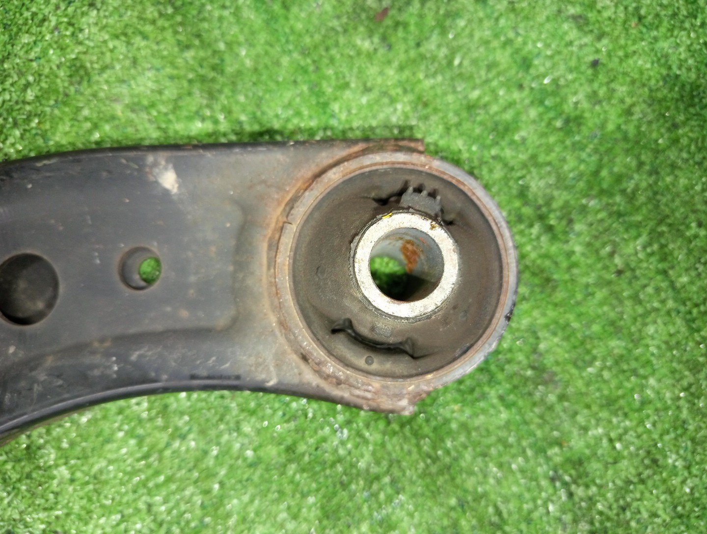 Рычаг левый передний TOYOTA BOON LUMINAS, PASSO SETTE, PASSO, BB, BOON, COO M512G, M502G, M502E, M512E, KGC15, KGC10, KGC30, NGC30, KGC35, QNC10, QNC20, QNC21, QNC25, M301S, M600S, M601S, M610S, M310S, M300S, M401S, M402S, M411S 3SZ-VE, 1KR-FE, 1NR-F