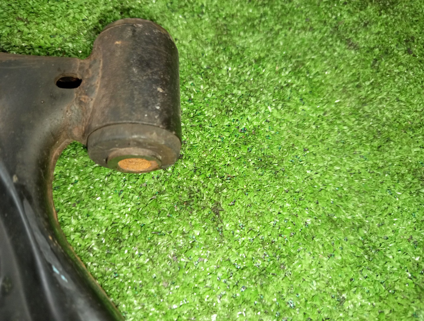 Рычаг левый передний TOYOTA BOON LUMINAS, PASSO SETTE, PASSO, BB, BOON, COO M512G, M502G, M502E, M512E, KGC15, KGC10, KGC30, NGC30, KGC35, QNC10, QNC20, QNC21, QNC25, M301S, M600S, M601S, M610S, M310S, M300S, M401S, M402S, M411S 3SZ-VE, 1KR-FE, 1NR-F