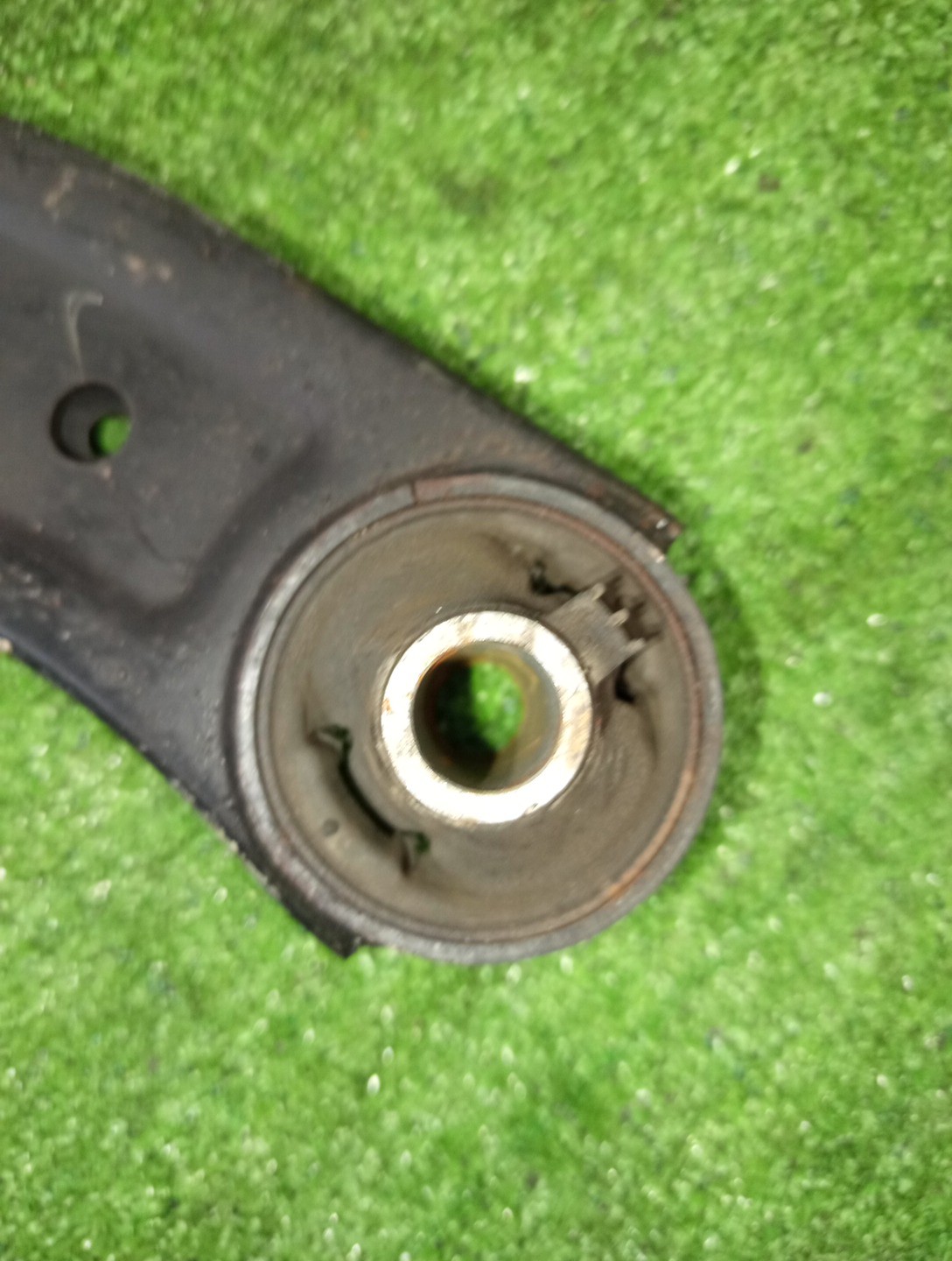 Рычаг левый передний TOYOTA BOON LUMINAS, PASSO SETTE, PASSO, BB, BOON, COO M512G, M502G, M502E, M512E, KGC15, KGC10, KGC30, NGC30, KGC35, QNC10, QNC20, QNC21, QNC25, M301S, M600S, M601S, M610S, M310S, M300S, M401S, M402S, M411S 3SZ-VE, 1KR-FE, 1NR-F