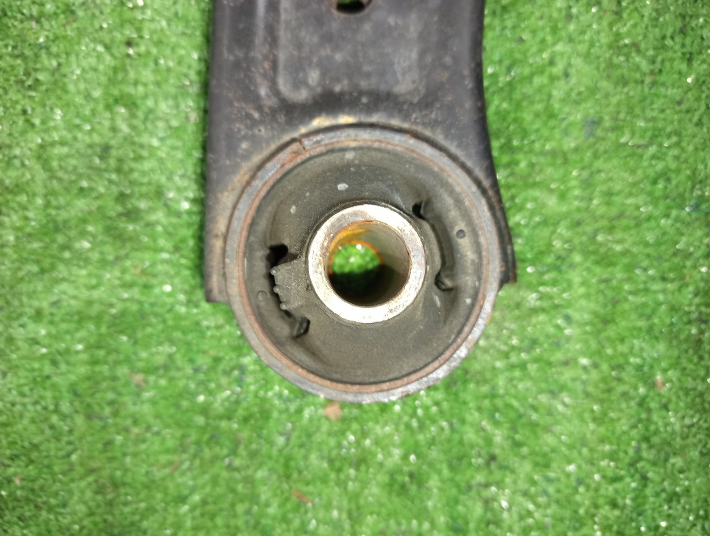 Рычаг правый передний TOYOTA BOON LUMINAS, PASSO SETTE, PASSO, BB, BOON, COO M512G, M502G, M502E, M512E, KGC15, KGC10, KGC30, NGC30, KGC35, QNC10, QNC20, QNC21, QNC25, M301S, M600S, M601S, M610S, M310S, M300S, M401S, M402S, M411S 3SZ-VE, 1KR-FE, 1NR-