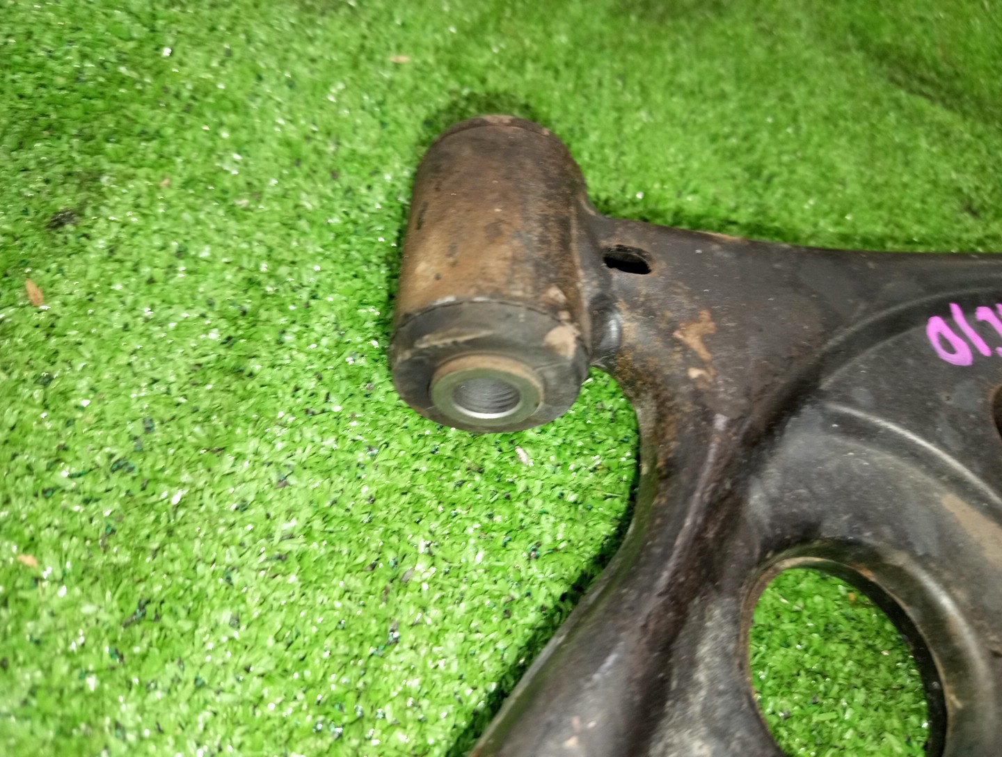Рычаг правый передний TOYOTA BOON LUMINAS, PASSO SETTE, PASSO, BB, BOON, COO M512G, M502G, M502E, M512E, KGC15, KGC10, KGC30, NGC30, KGC35, QNC10, QNC20, QNC21, QNC25, M301S, M600S, M601S, M610S, M310S, M300S, M401S, M402S, M411S 3SZ-VE, 1KR-FE, 1NR-