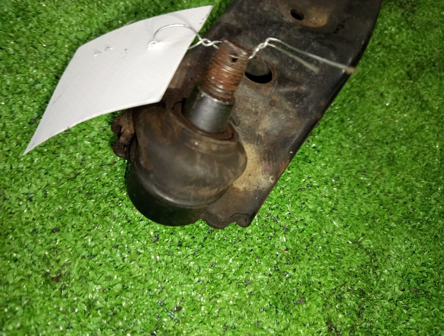 Рычаг правый передний TOYOTA BOON LUMINAS, PASSO SETTE, PASSO, BB, BOON, COO M512G, M502G, M502E, M512E, KGC15, KGC10, KGC30, NGC30, KGC35, QNC10, QNC20, QNC21, QNC25, M301S, M600S, M601S, M610S, M310S, M300S, M401S, M402S, M411S 3SZ-VE, 1KR-FE, 1NR-