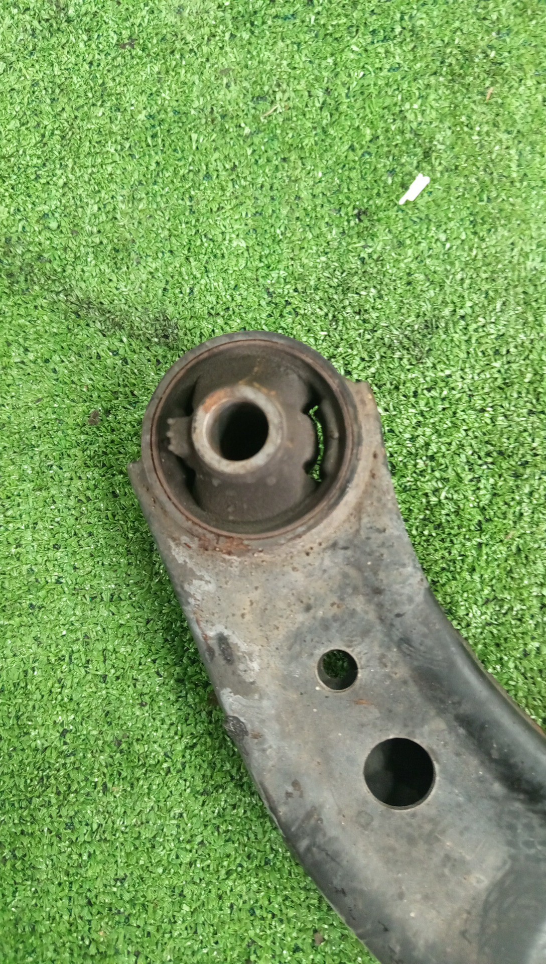 Рычаг левый передний TOYOTA BOON LUMINAS, PASSO SETTE, PASSO, BB, BOON, COO M512G, M502G, M502E, M512E, KGC15, KGC10, KGC30, NGC30, KGC35, QNC10, QNC20, QNC21, QNC25, M301S, M600S, M601S, M610S, M310S, M300S, M401S, M402S, M411S 3SZ-VE, 1KR-FE, 1NR-F
