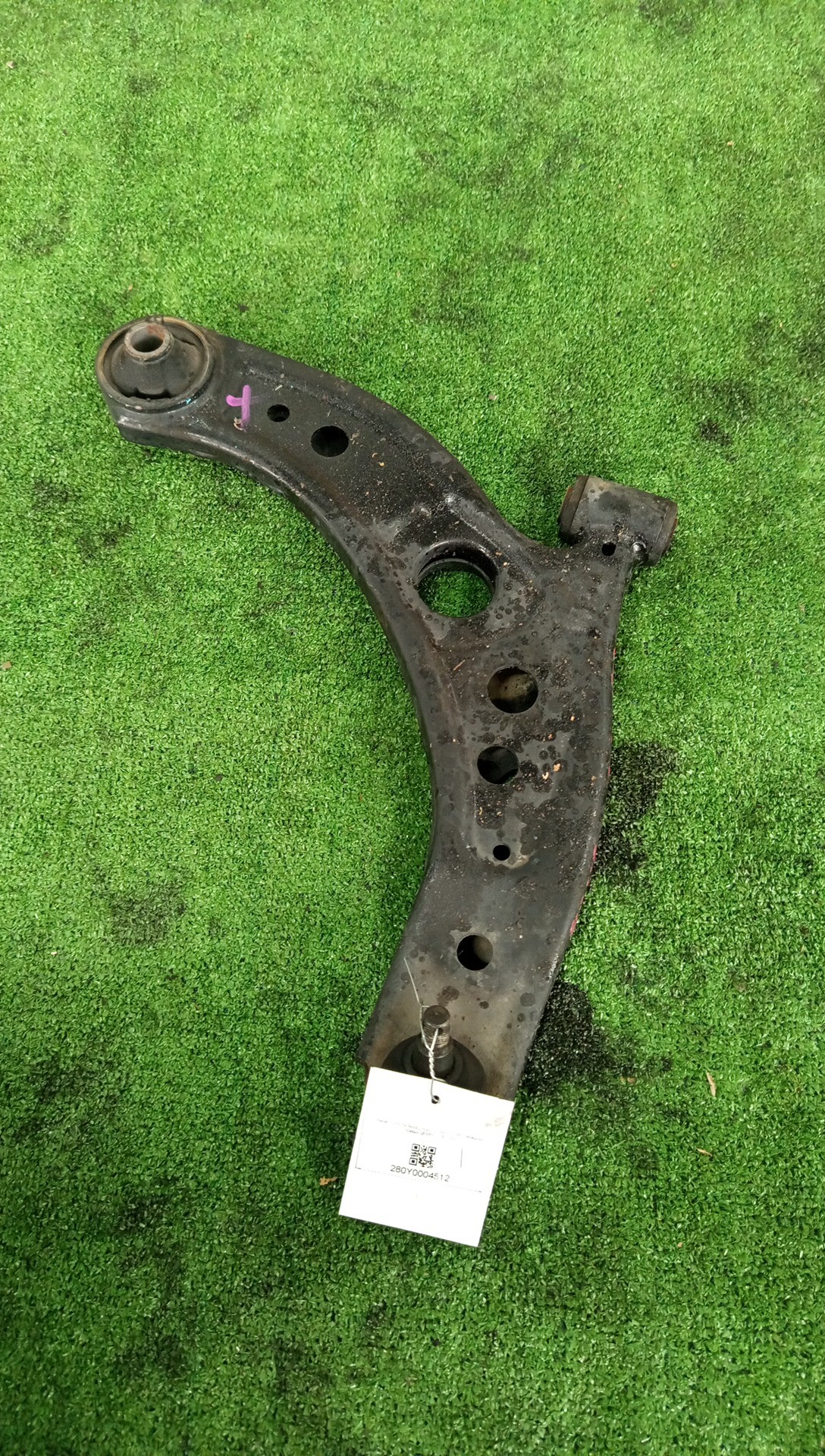 Рычаг правый передний TOYOTA BOON LUMINAS, PASSO SETTE, PASSO, BB, BOON, COO M512G, M502G, M502E, M512E, KGC15, KGC10, KGC30, NGC30, KGC35, QNC10, QNC20, QNC21, QNC25, M301S, M600S, M601S, M610S, M310S, M300S, M401S, M402S, M411S 3SZ-VE, 1KR-FE, 1NR-