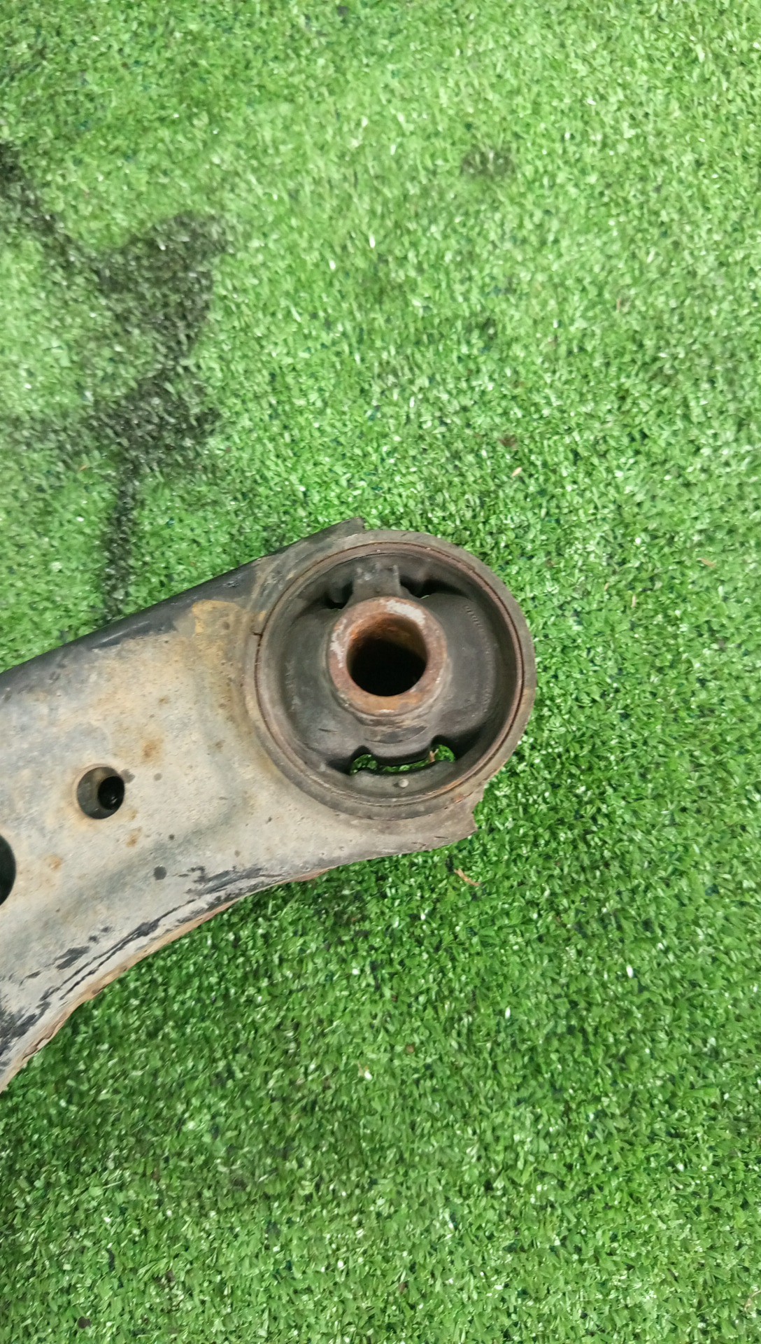 Рычаг левый передний TOYOTA BOON LUMINAS, PASSO SETTE, PASSO, BB, BOON, COO M512G, M502G, M502E, M512E, KGC15, KGC10, KGC30, NGC30, KGC35, QNC10, QNC20, QNC21, QNC25, M301S, M600S, M601S, M610S, M310S, M300S, M401S, M402S, M411S 3SZ-VE, 1KR-FE, 1NR-F