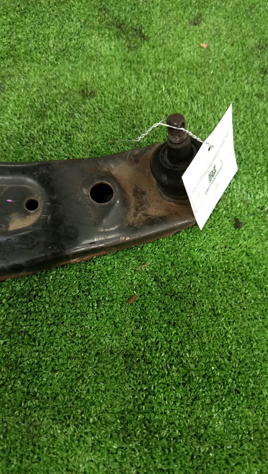 Рычаг левый передний TOYOTA BOON LUMINAS, PASSO SETTE, PASSO, BB, BOON, COO M512G, M502G, M502E, M512E, KGC15, KGC10, KGC30, NGC30, KGC35, QNC10, QNC20, QNC21, QNC25, M301S, M600S, M601S, M610S, M310S, M300S, M401S, M402S, M411S 3SZ-VE, 1KR-FE, 1NR-F