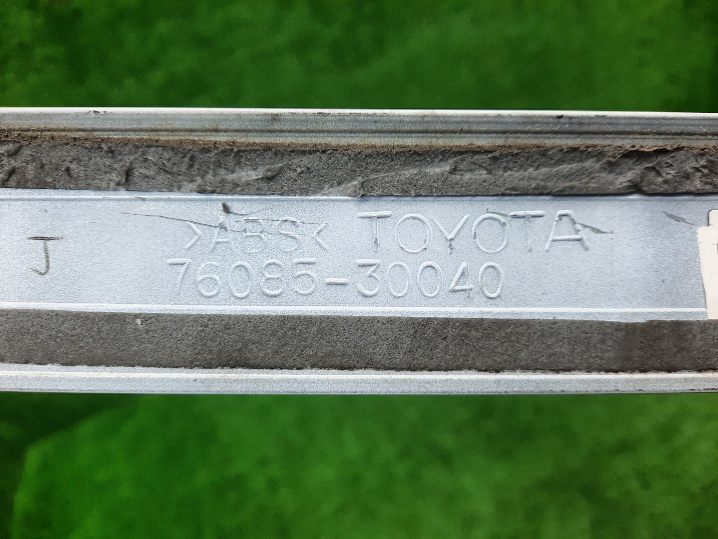 Спойлер TOYOTA CROWN GRS184 76085-300400 3 ракурс