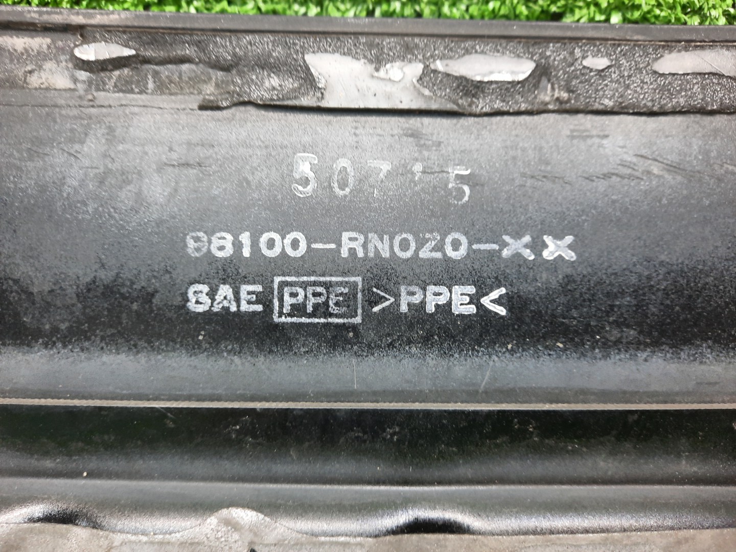 Спойлер NISSAN MURANO Z50 98100-RN0Z0 3 ракурс