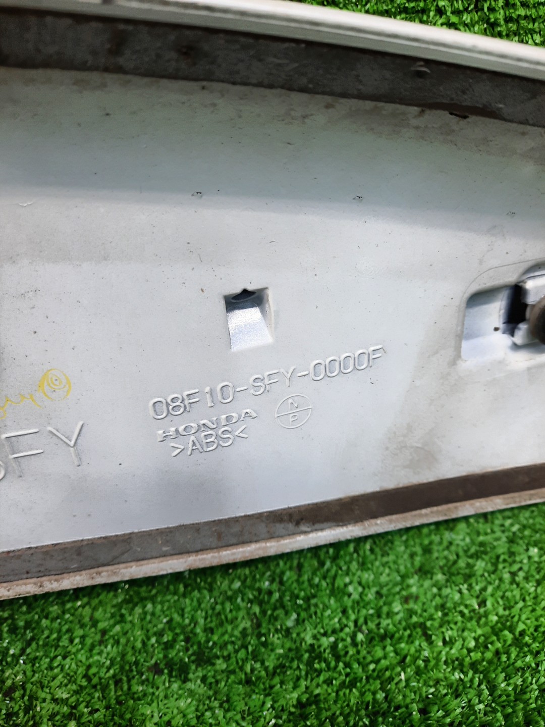 Спойлер HONDA INSPIRE UC1 08F10-SFY-0000F 4 ракурс