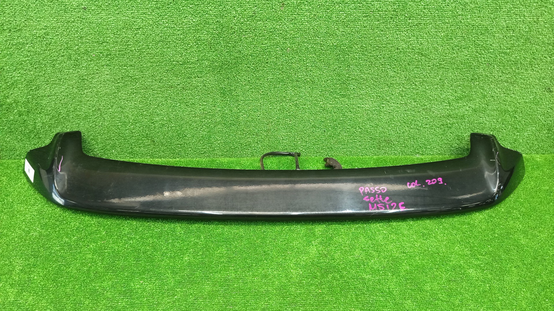 Спойлер TOYOTA PASSO SETTE M512E 76091-B1030 1 ракурс