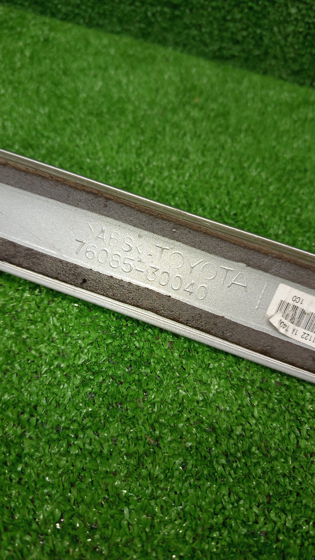 Спойлер TOYOTA CROWN GRS182 76085-30040 3 ракурс