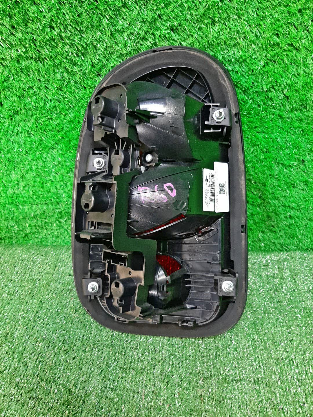 Стоп-сигнал правый задний MINI COUNTRYMAN R60 2 ракурс