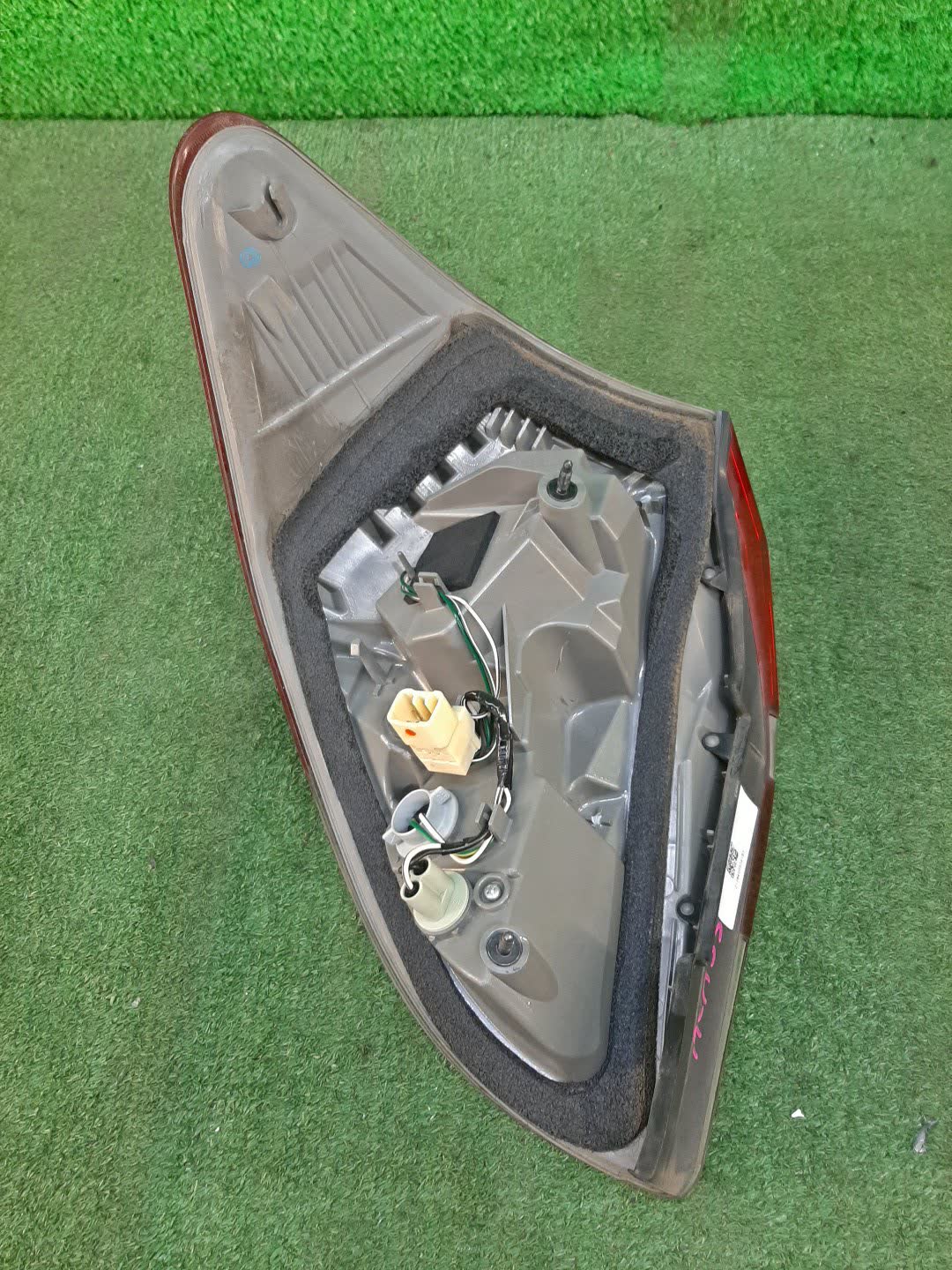 Стоп-сигнал правый задний TOYOTA RAV4, VANGUARD ZSA30, ZSA35, ACA38W, GSA33W, ACA33W 2 ракурс