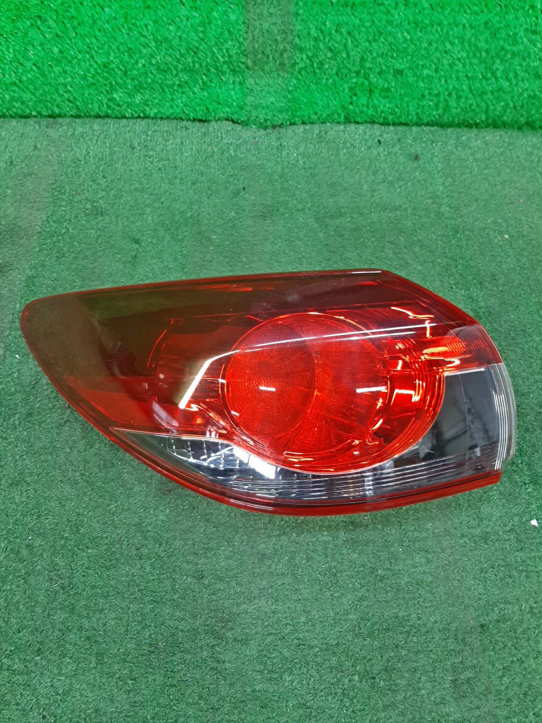 Стоп-сигнал левый задний MAZDA ATENZA, MAZDA 6 GJ5FP, GJEFP, GJ2FP, GJ2AP, GJ526, GJ523 1 ракурс