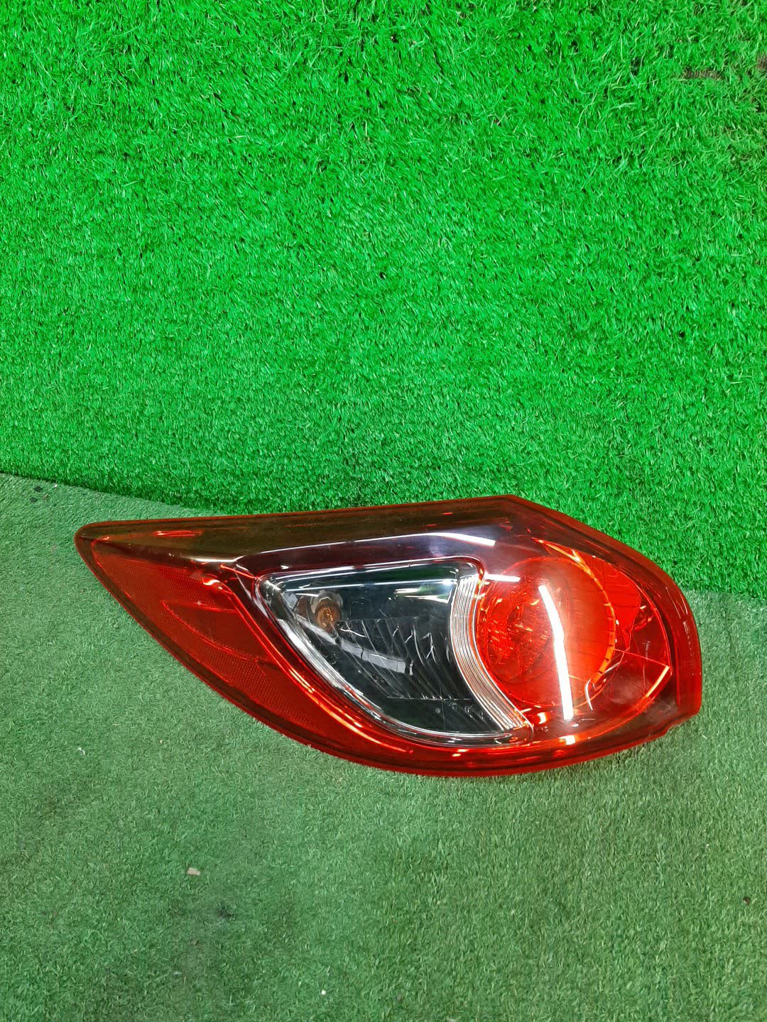 Стоп-сигнал левый задний MAZDA CX-5 KE5AW, KE5FW, KEEAW, KEEFW, KE2AW, KE2FW 1 ракурс