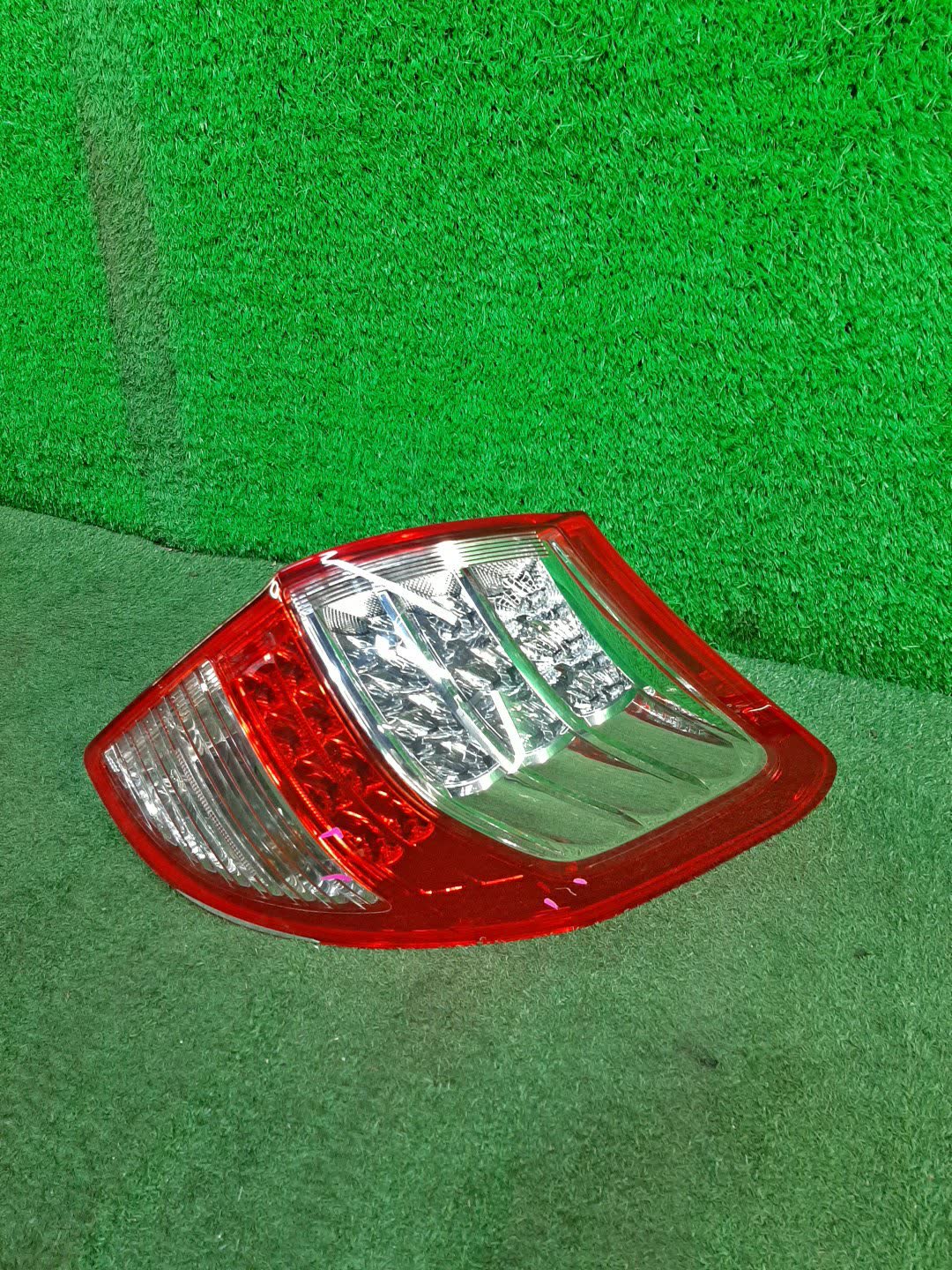 Стоп-сигнал правый задний TOYOTA RAV4, VANGUARD ZSA30, ZSA35, ACA38W, GSA33W, ACA33W 1 ракурс