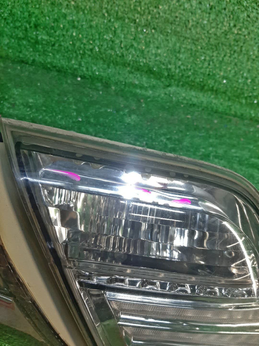 Стоп-сигнал левый задний TOYOTA CAMRY, ALTIS AHV40, GSV40, ACV40, ACV45, ACV40N, ACV45N 3 ракурс
