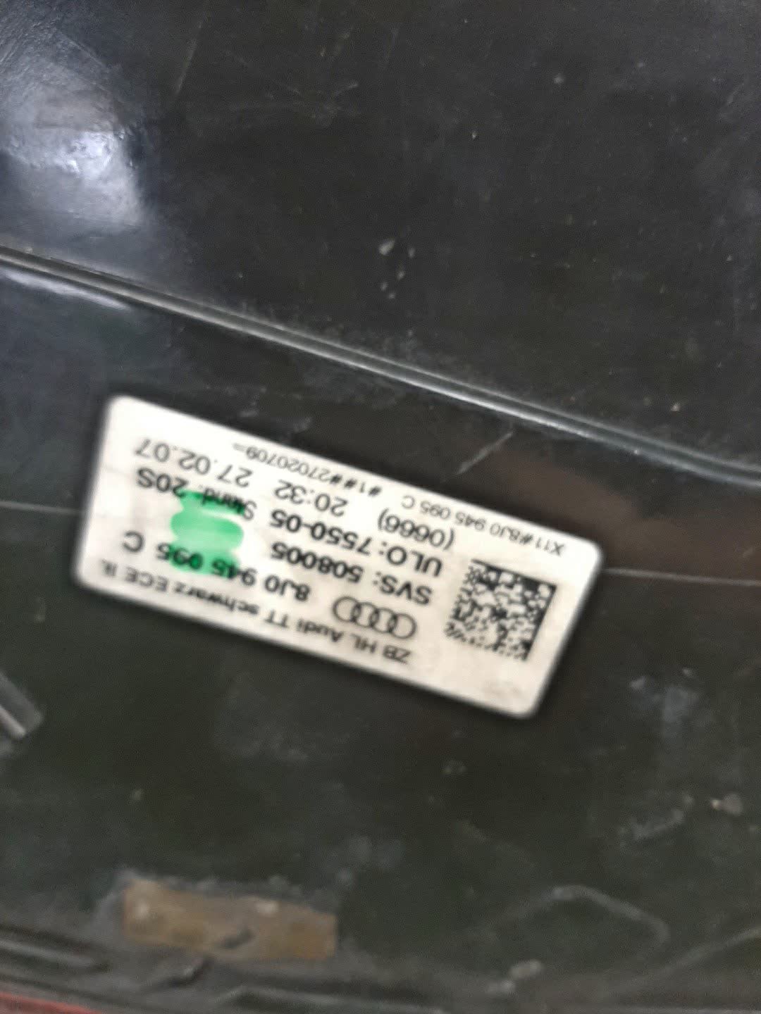 Стоп-сигнал левый задний AUDI TT 8J3 8J0945095C 5 ракурс