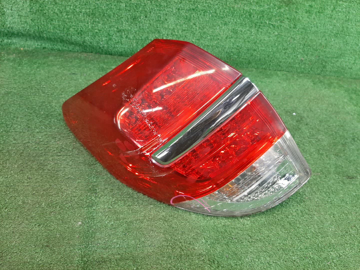 Стоп-сигнал левый задний TOYOTA RAV4, VANGUARD ZSA30, ZSA35, ACA38W, GSA33W, ACA33W 1 ракурс