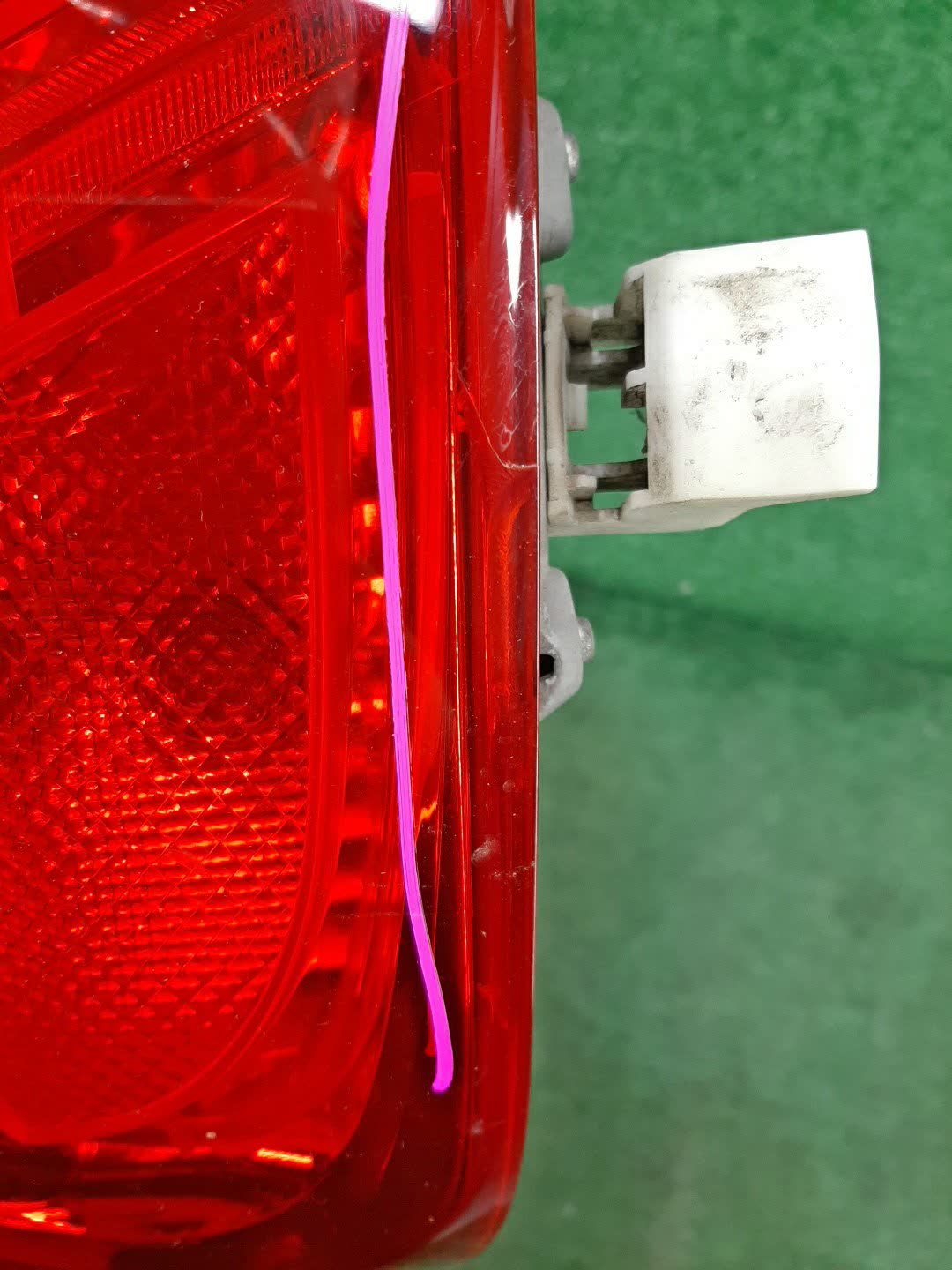 Стоп-сигнал левый задний TOYOTA CAMRY, ALTIS ASV50, AVV50, AVV50N 2 ракурс