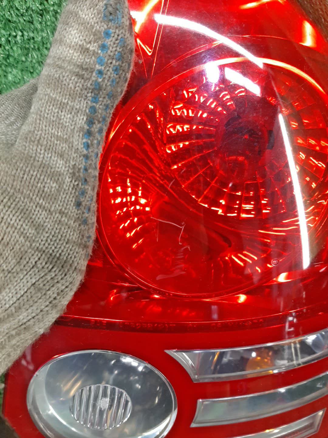 Стоп-сигнал правый задний CHRYSLER 300C LX 2 ракурс