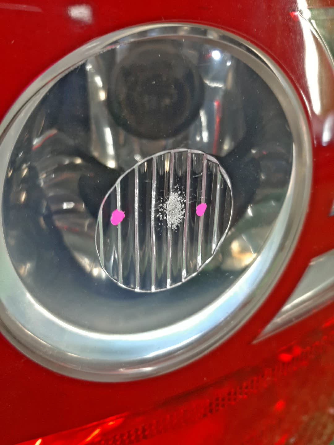 Стоп-сигнал правый задний CHRYSLER 300C LX 4 ракурс