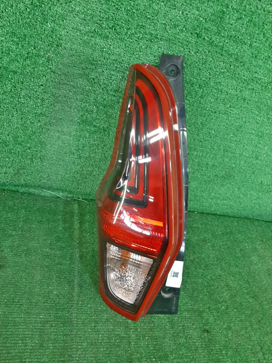 Стоп-сигнал левый задний NISSAN DAYZ B45W, B43W, B46W, B47W, B48W, B44W 1 ракурс