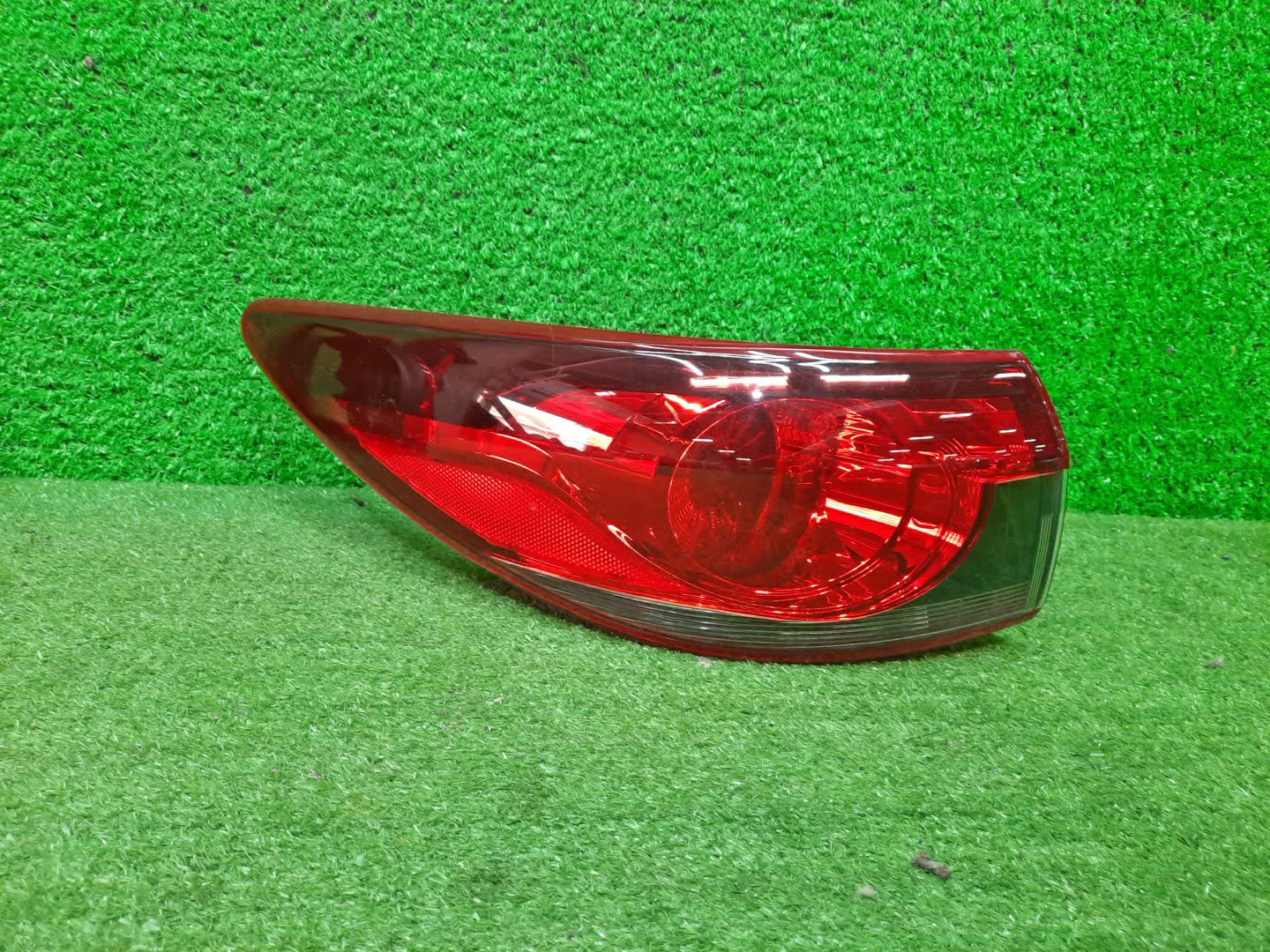 Стоп-сигнал левый задний MAZDA ATENZA, MAZDA 6 GJ5FP, GJEFP, GJ2FP, GJ2AP, GJ526, GJ523 1 ракурс