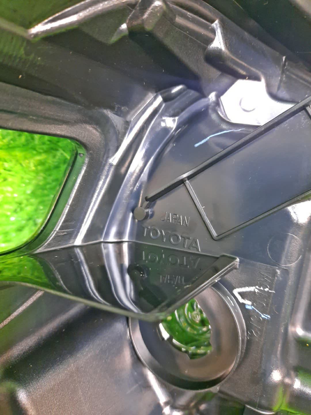 Стоп-сигнал правый задний TOYOTA SIENTA NSP172G, NSP170G, NCP175G, NHP170G 81551-52E30 4 ракурс