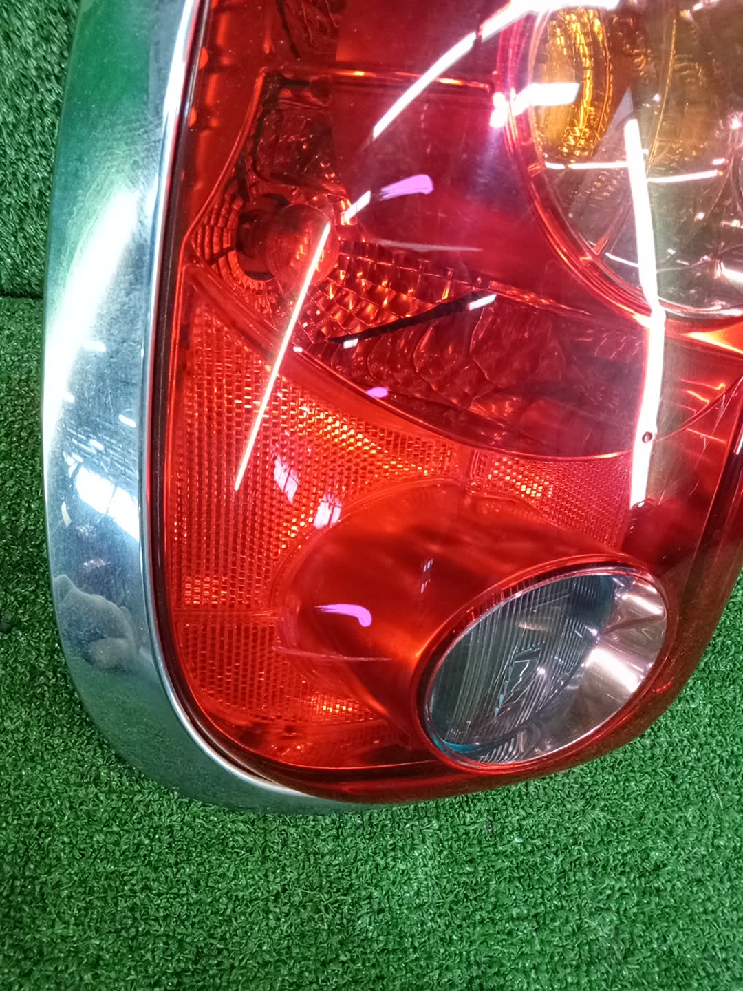 Стоп-сигнал левый задний MINI COUNTRYMAN R60 2 ракурс