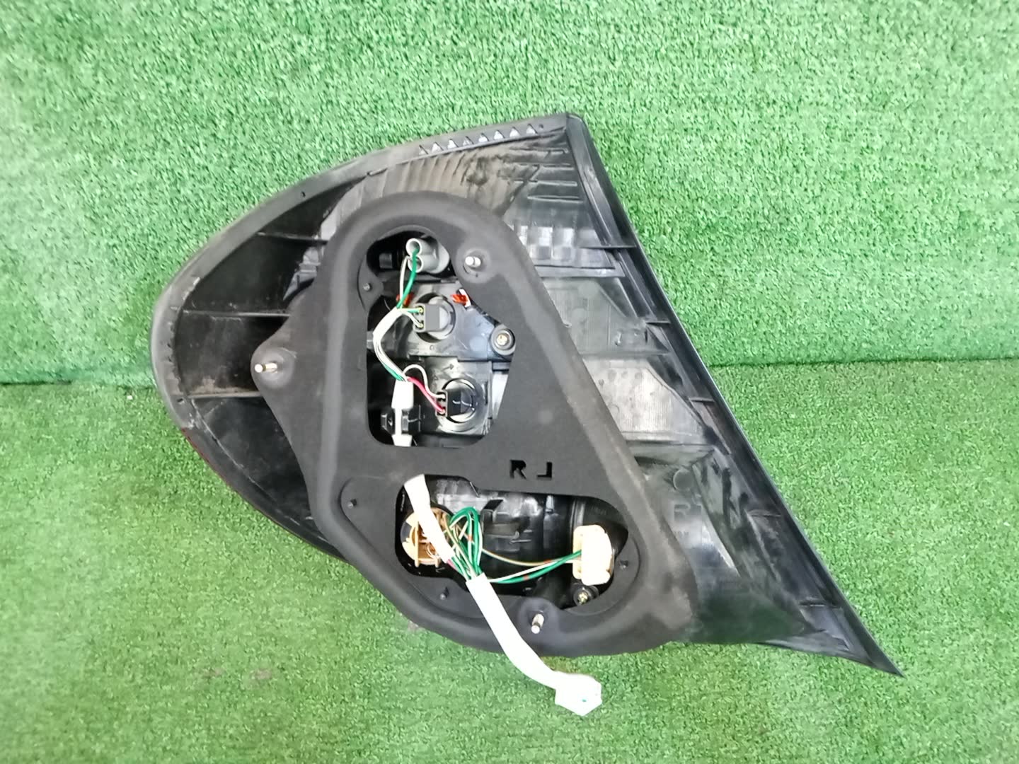 Стоп-сигнал правый задний TOYOTA CAMRY, ALTIS ACV30, ACV35, ACV30N, ACV35N 4 ракурс