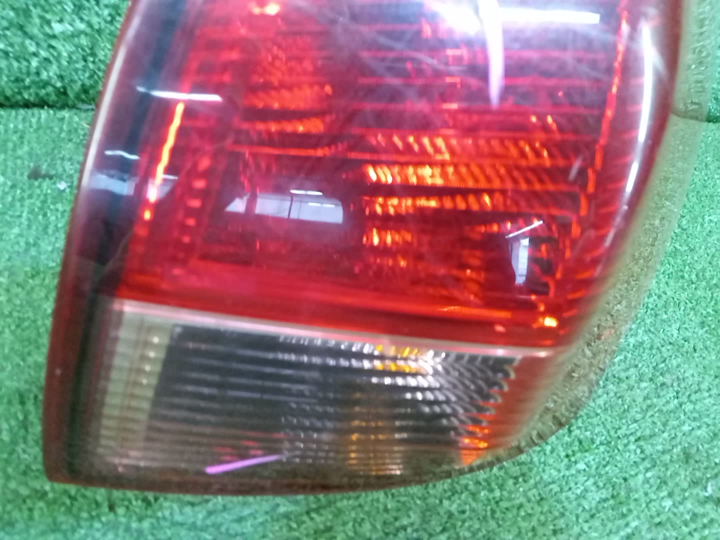 Стоп-сигнал правый задний NISSAN DUALIS J10, KNJ10, KJ10, NJ10 2 ракурс