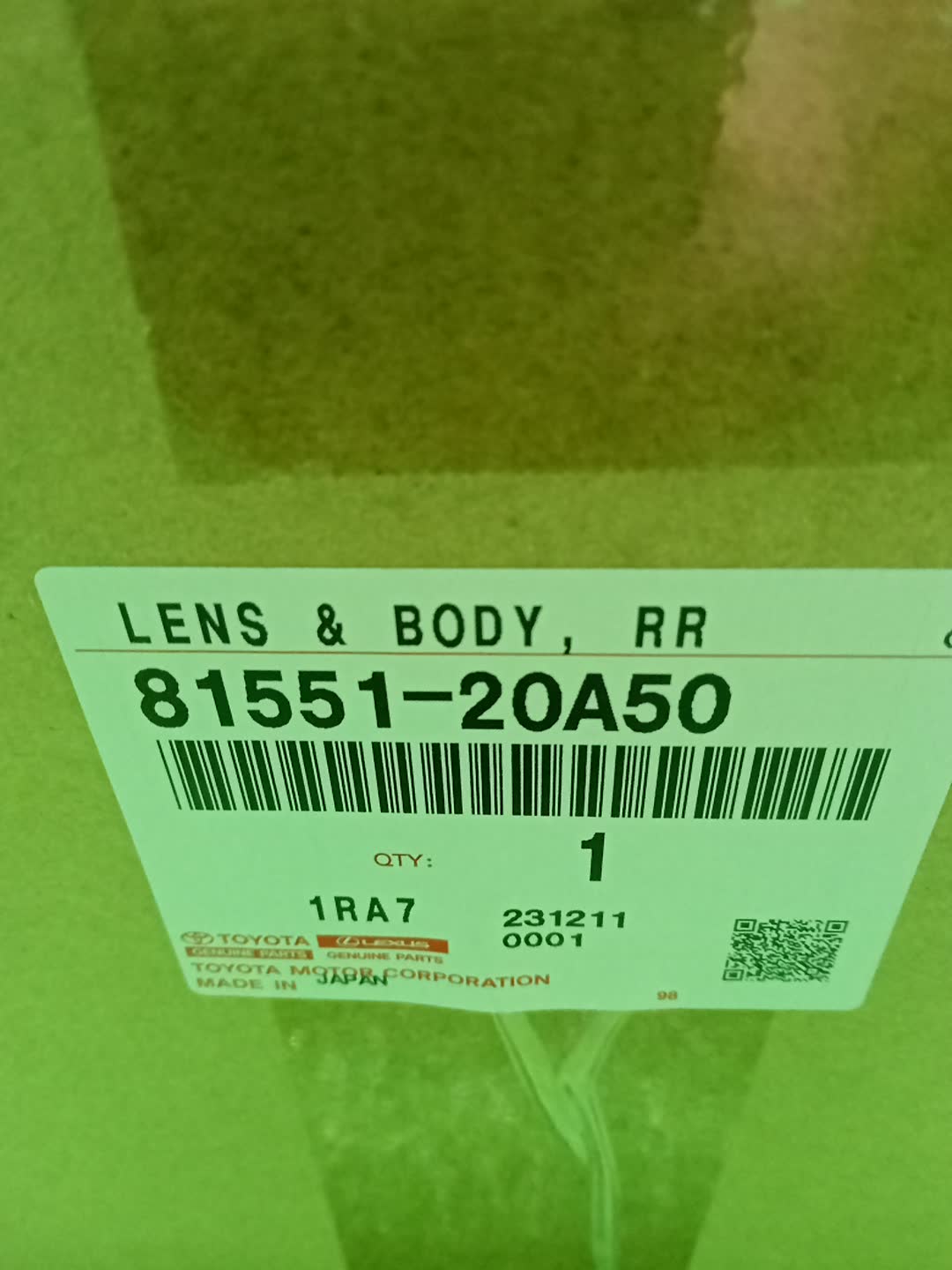 Стоп-сигнал правый задний TOYOTA ALLION ZRT265, ZRT260, NZT260, ZRT261 81551-20A50 4 ракурс
