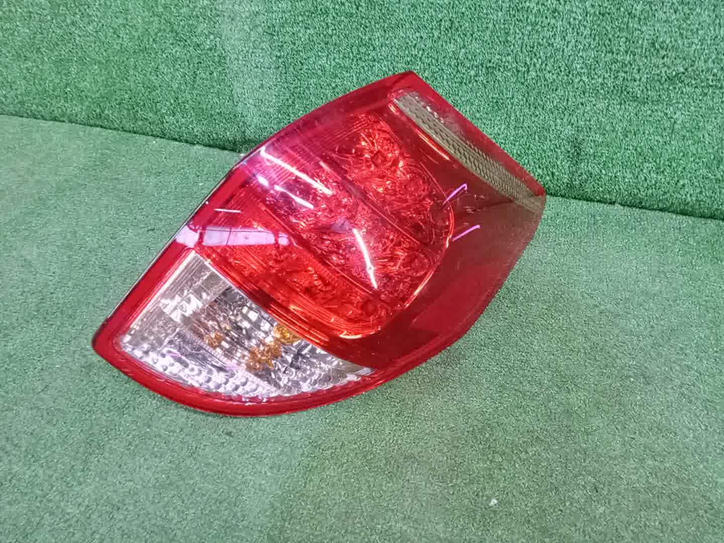 Стоп-сигнал правый задний TOYOTA RAV4 ACA31W, ACA36W, ACA30W 1 ракурс