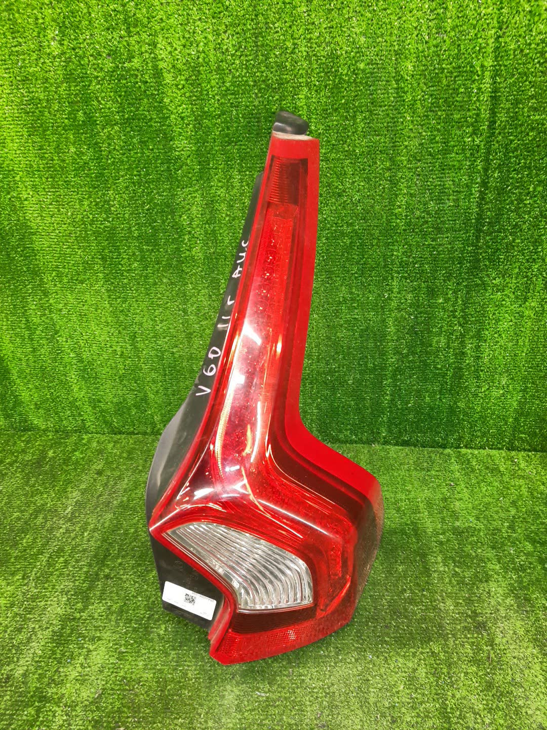 Стоп-сигнал правый задний VOLVO V60 FW45, FW47, FW, FW52, FW48, FW90 1 ракурс