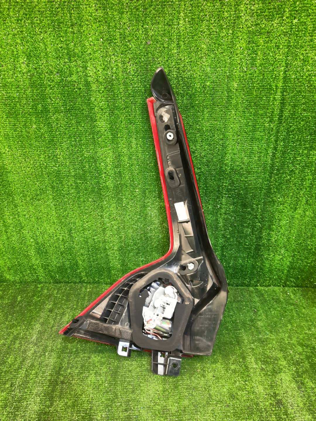 Стоп-сигнал правый задний VOLVO V60 FW45, FW47, FW, FW52, FW48, FW90 2 ракурс