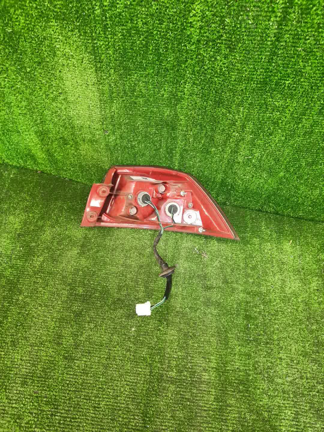 Стоп-сигнал левый задний MITSUBISHI LANCER, GALANT FORTIS CY4A, CY2A, CY3A, CY6A 2 ракурс