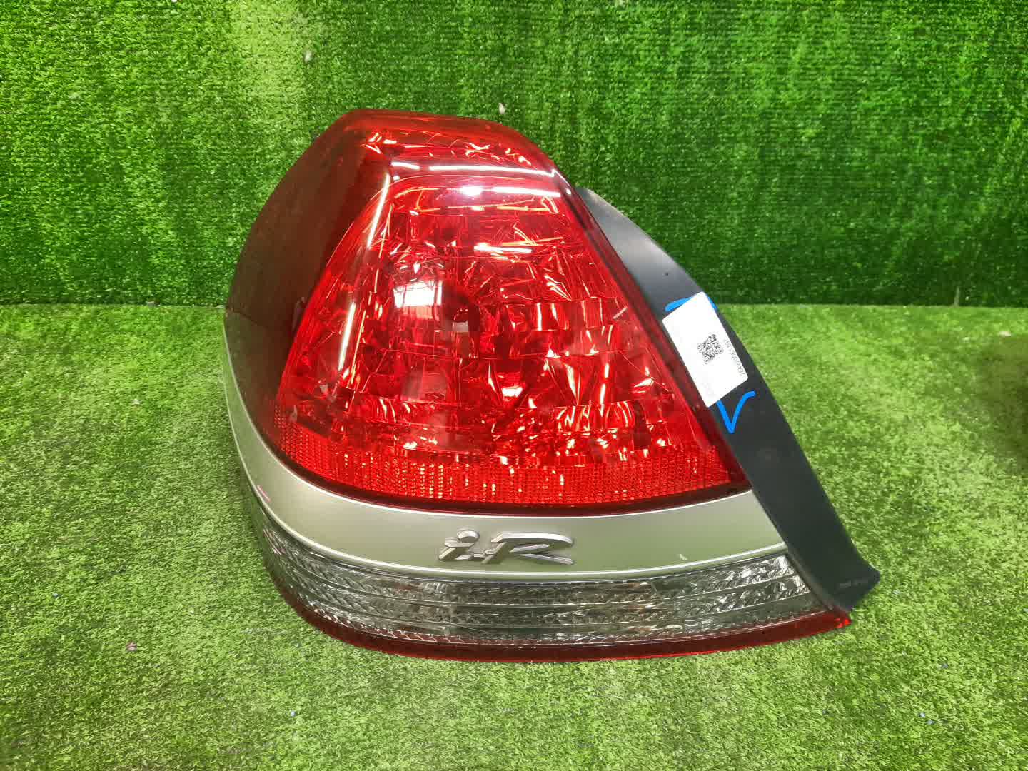 Стоп-сигнал левый задний TOYOTA MARK II JZX115, GX110, JZX110, GX115 1 ракурс