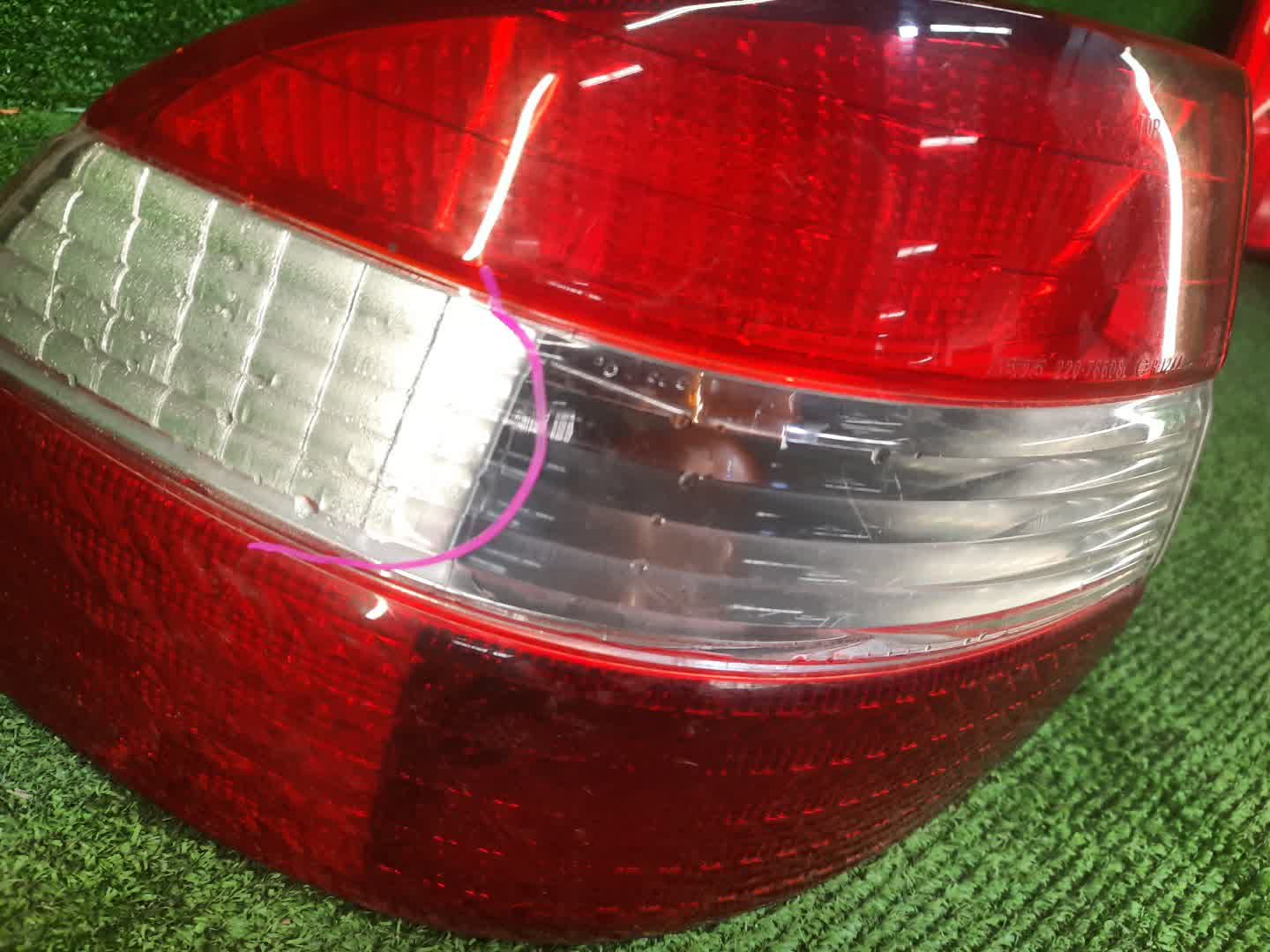 Стоп-сигнал левый задний TOYOTA COROLLA AE111, AE114, AE110, EE111, CE110, CE114 2 ракурс