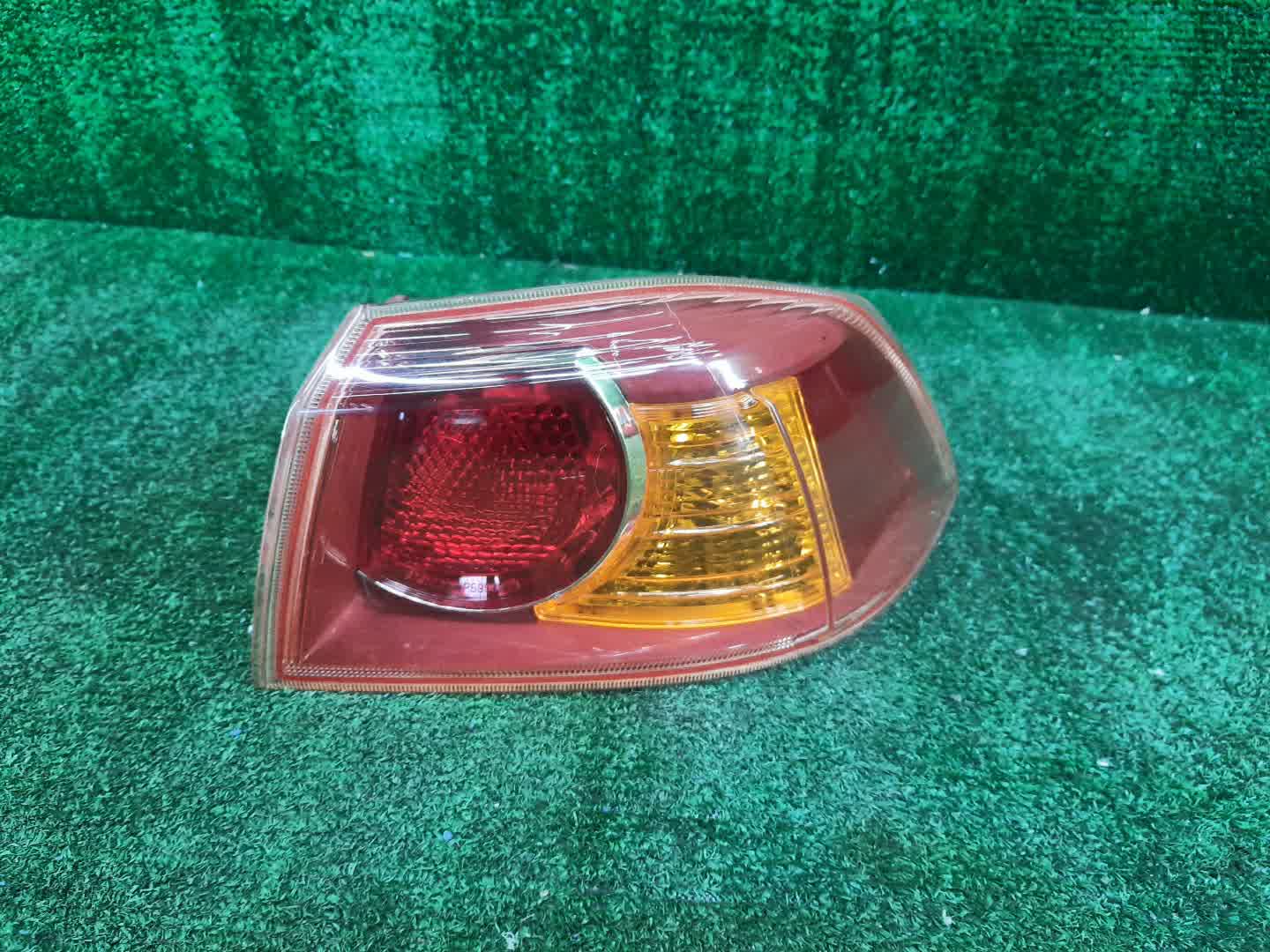 Стоп-сигнал правый задний MITSUBISHI LANCER, GALANT FORTIS CY4A, CY2A, CY3A, CY6A 1 ракурс